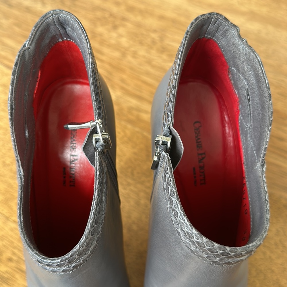 Cesare Paciotti heeled booties - Picture 3 of 5